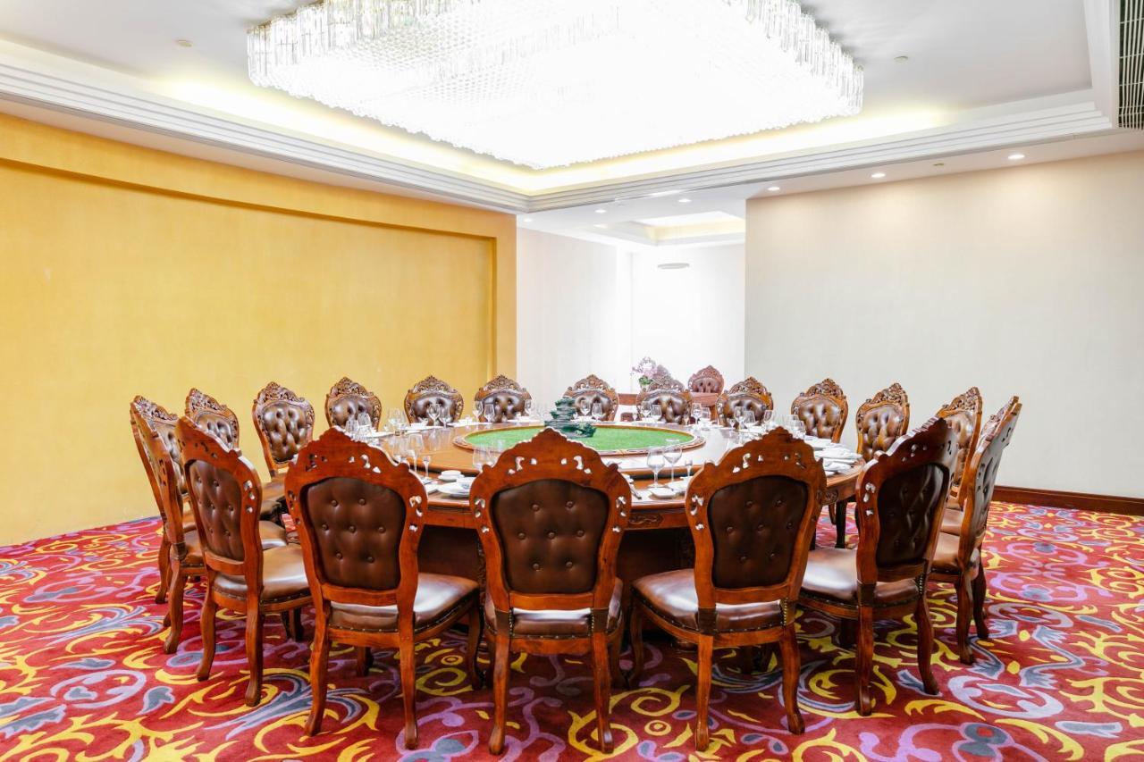 Changchun Warren Hotel Exterior foto